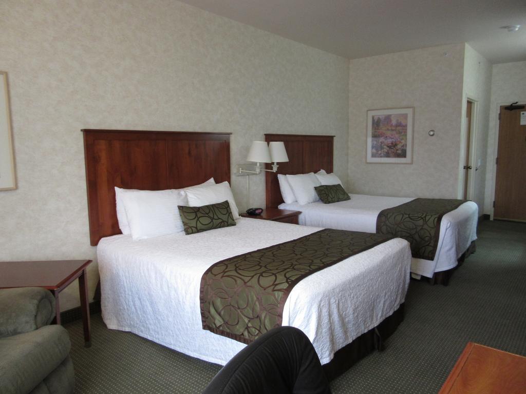 Best Western Plus Twin Falls Hotel Room photo